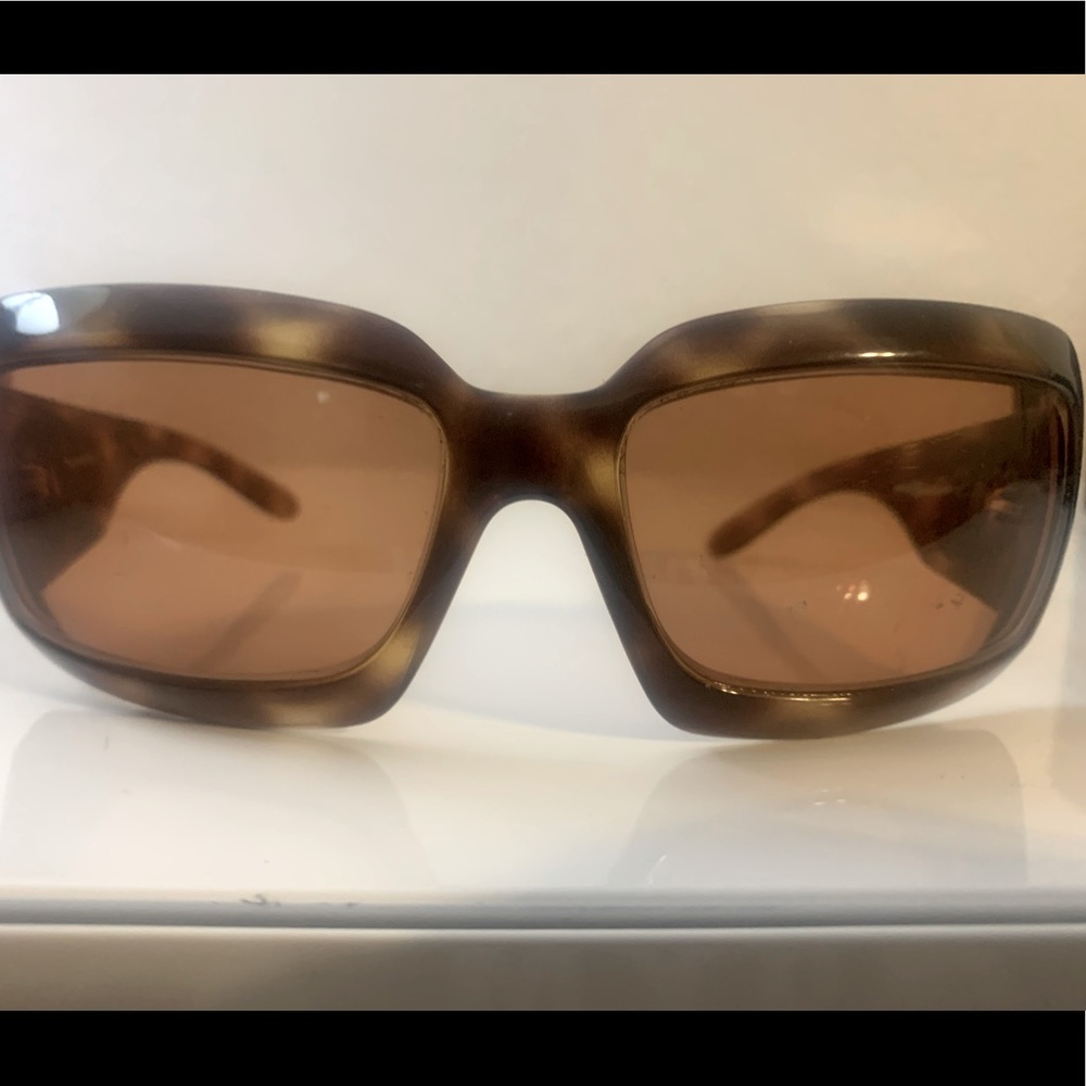 Chanel 5076H L. frame sunglasses in tortoise brown